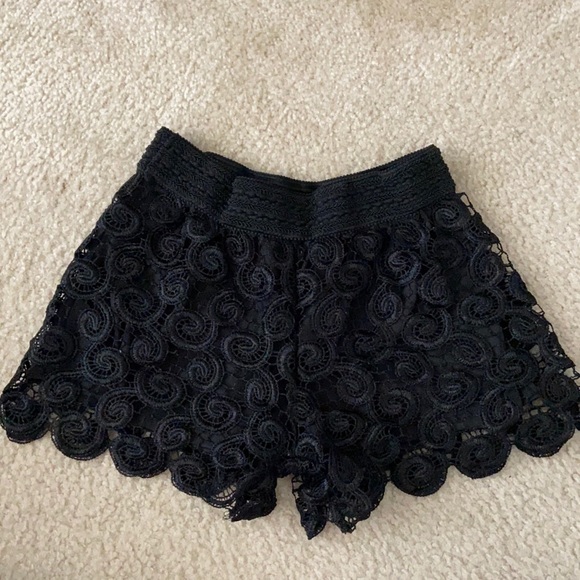 Pants - Lace black shorts fits like a small